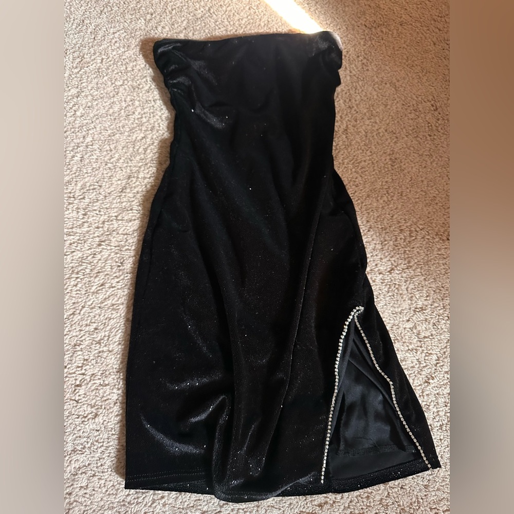 LUCY IN THE SKY STRAPLESS DRESS